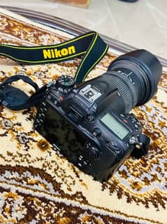 Nikon D7100 with Sigma DC 17-50mm lens