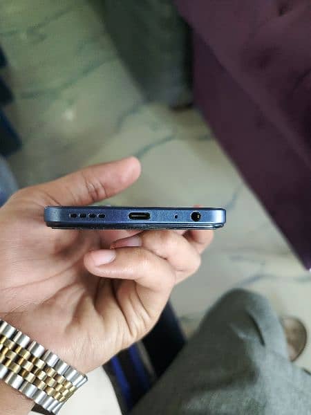 vivo y22 4Gb Ram 64 GB Memory all ok 10 by 10 condition 3