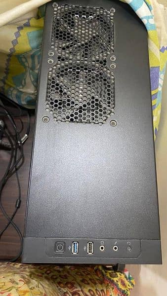 Gaming PC almost new 5