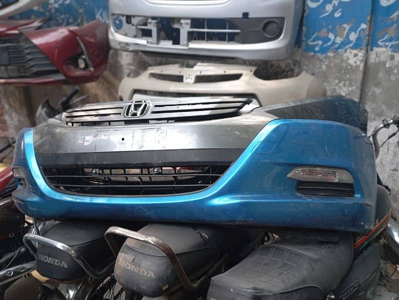 Honda insight bumpers . head lights 3