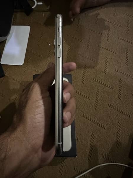 Iphone 11 pro max 64 gb PTA approved with box 5