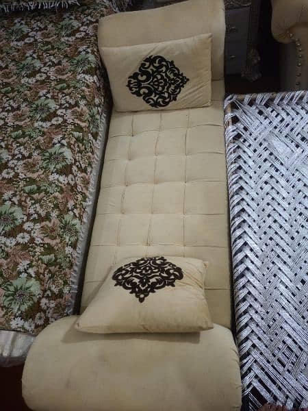 SOFAS SET AND SETTEE SELL 3