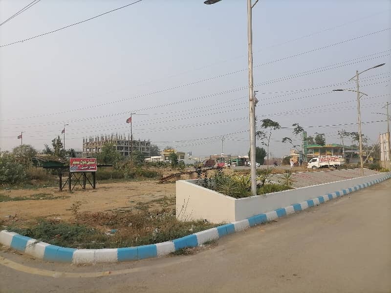 Prime Location Meerut Society Residential Plot Sized 400 Square Yards 6