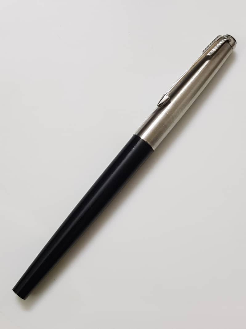 Pen and Pens (Parker & Sheaffers) 8