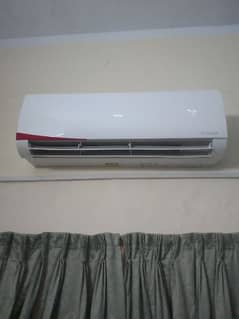 1•5 ton non inverter 3 years used neet and clean