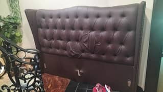 King side bed head heavy & very good quality 0
