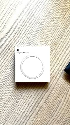 Apple MagSafe Charger- Wireless Iphone Cable