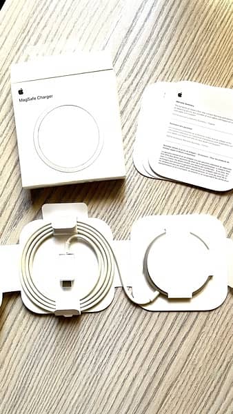 Apple MagSafe Charger- Wireless Iphone Cable 3