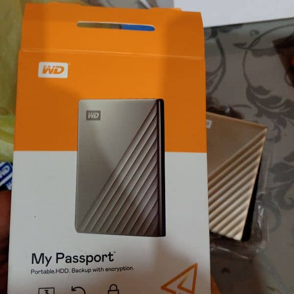 WD My Passport USB 3.0 500GB EXTERNAL HARD DRIVE 3