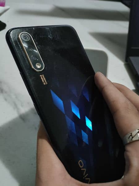 Vivo S1 in good condition 0