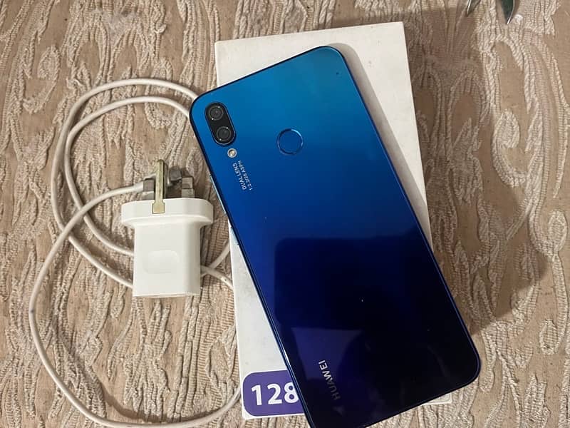 huawei nova 3i with box 6