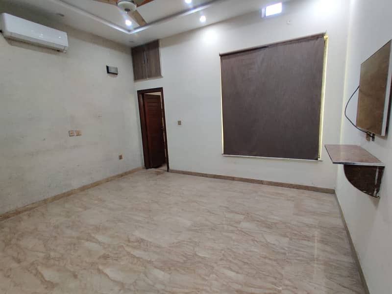 10 MARLA BRAND NEW SINGLE STORY HOUSE FOR RENT IN LDA AVENUE 1 LAHORE 19