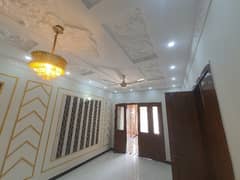 10 MARLA SPECIOUS HOUSE FOR SALE | PRIME LOCATION| NEAR TO MARKET & AMENITIES 0