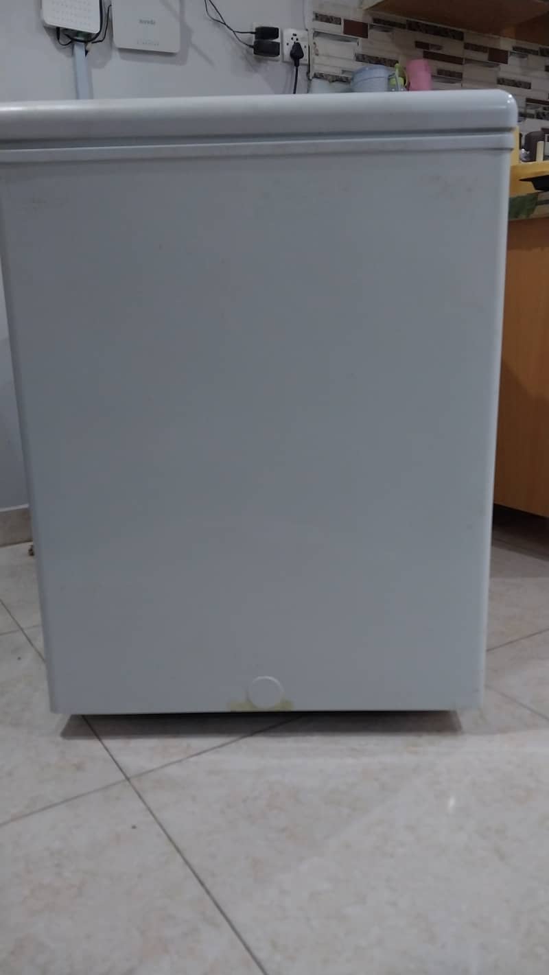 Haier Deep Freezer, Single Door, Model HDF-285ES 7