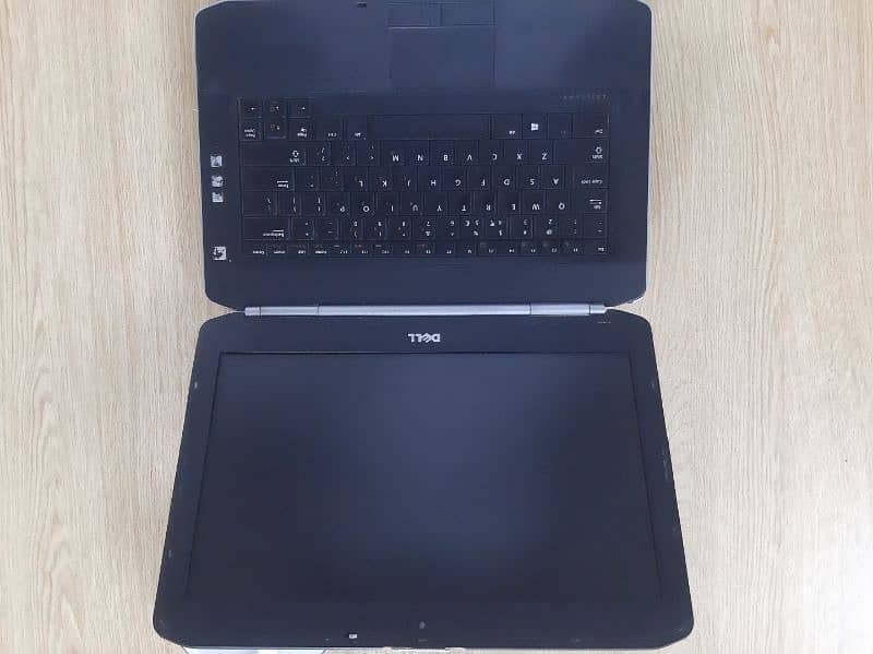 Dell Latitude i3 8