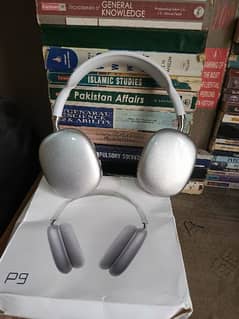 P 9 Bluetooth headphones