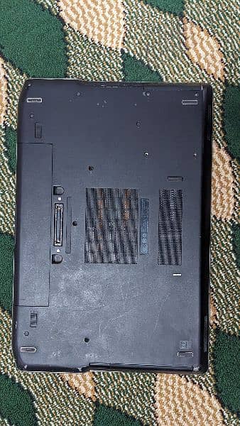 Dell Latitude 2