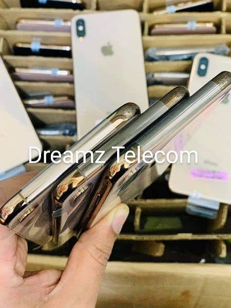 Iphone Xs max 5G Nonpta 256GB (Cash on delivery All over Pakistan) 1