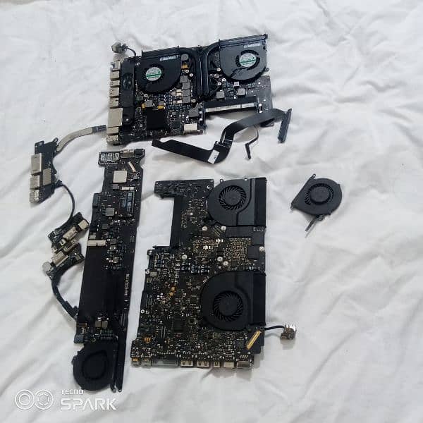 MacBook pro air motherboards and accessories 2
