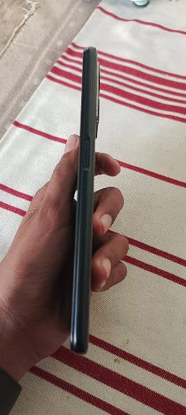 Oppo A96 Black colour 3