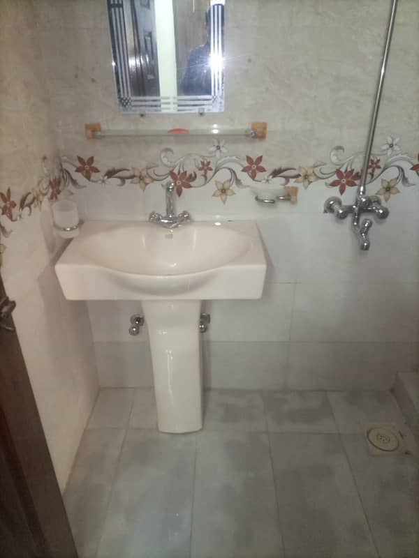 Urgent 4 Marla single new house for sale in ghauri town phase 4a isb 8
