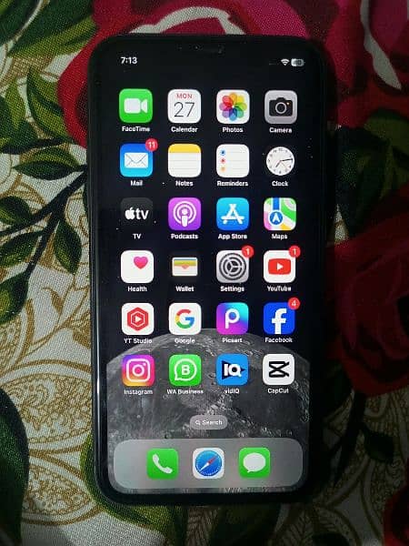 Iphone 11 64 GB JV For Sale in Good Condition 1