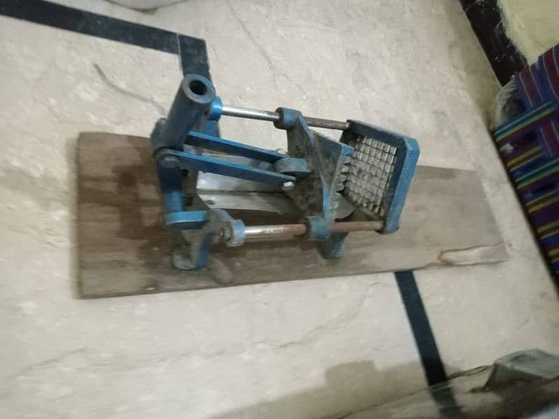 potato cutter and fryer 2