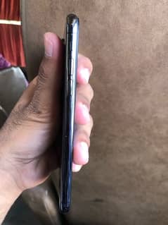 iphone x 64 gb black color pta approved