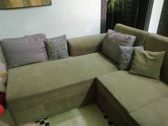 L-shape sofa in exellent condition