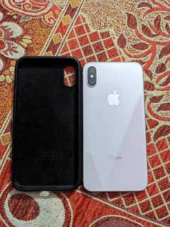 iPhone x 64GB Waterpack Non PTA 82BH%
