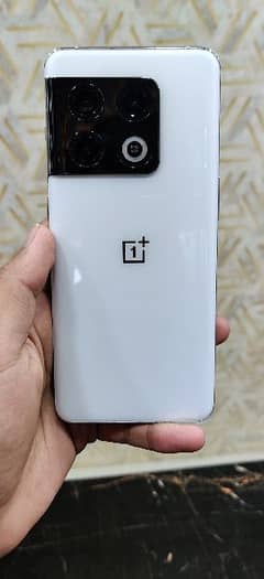 OnePlus 10 Pro Panda Edition