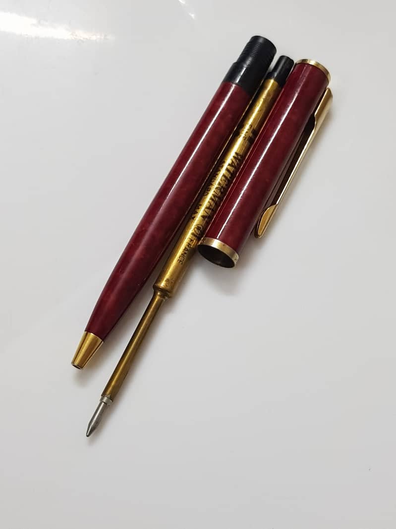 Pen and Pens (Parker & Sheaffers) 17