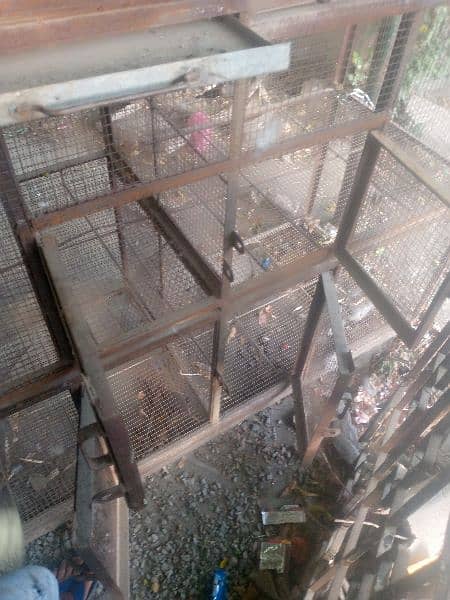 Big heavy cage of six blocks with six heavy trays 15