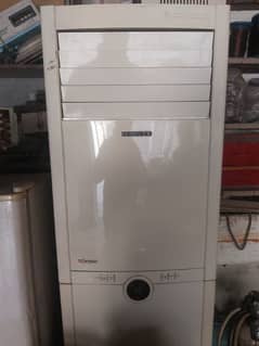kenwood ac 2 ton 10 by 10 condition