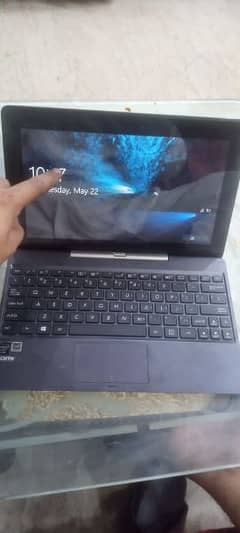 ASuS touch laptop full ok