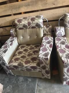 Full 5seatersofa set at reasonable price 0