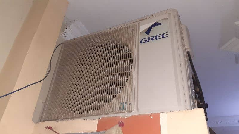 Gree 2 Ton AC a. c 4