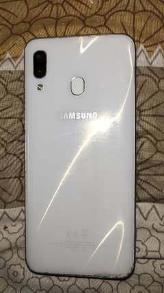 Samsung A30 4/64gb white