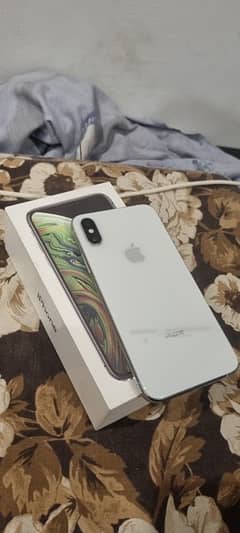 iPhone xs 64gb PTA approved