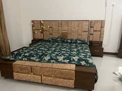 king bed luxury with 2 sides