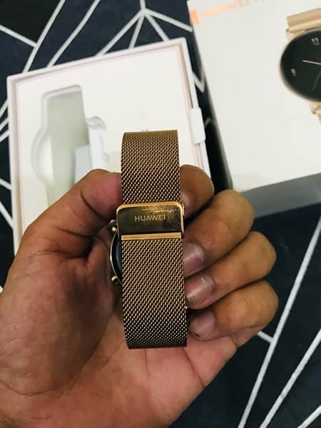 Huawei Watch GT2-0A8 Model: DAN-B19 Refined Gold Complete Box 6