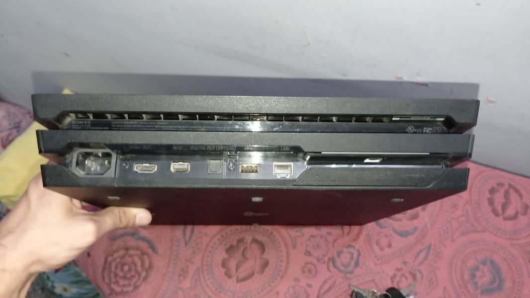 PS4 Pro Jailbreak 1 TB Playstation Pro For Sale Model CUH-7015B 4