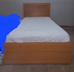 Single bed without metress