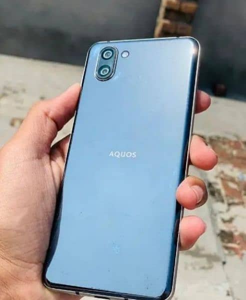 aquos r3 panal 03297508737 whatsapp only 4