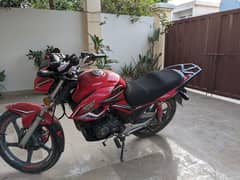 Honda CB 150f for Sale. Price is negotiable. serious buyers only
