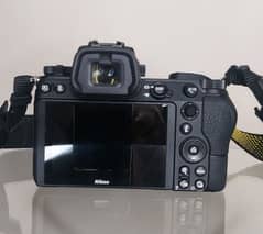 Nikon z6 with 64gb xqd card sc 7k + dud condition camera