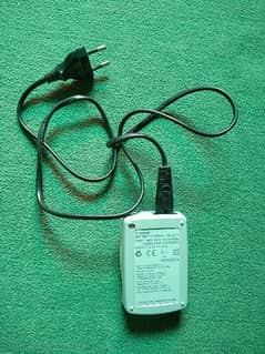 Canon Battery Charger CB- 2LYE