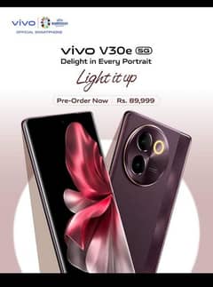 Vivo V30E 8/256 Qurved Display