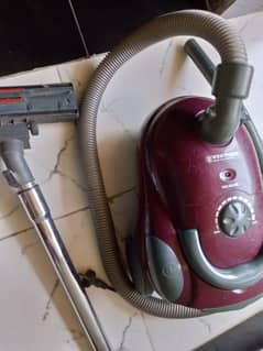 Vacuum Cleaner -  West Point