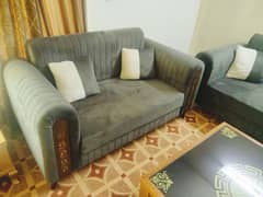 7 seater sofa new slightly used it's just like new new model